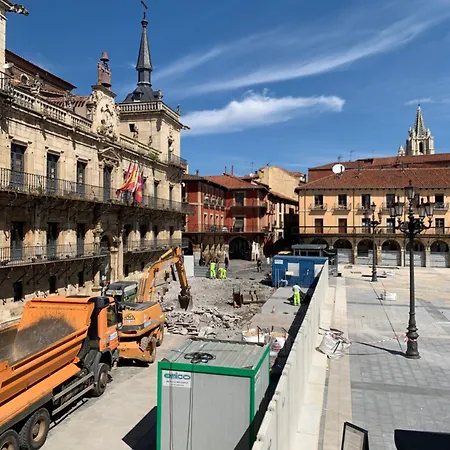 Plaza Mayor- Single Bed & Breakfast