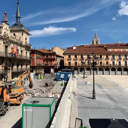 Bed & Breakfast Plaza Mayor- Single Leon